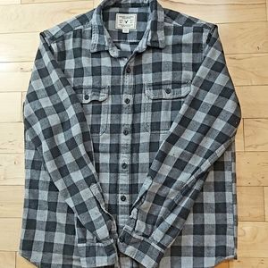 American Eagle mens size medium flannel shirt